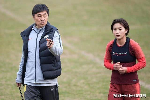 托莫里被排除在米兰对曼联热身赛名单外